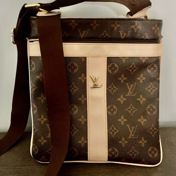 Handbags - Crossbody bag